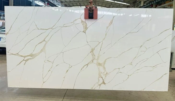 Calacatta Gold Quartz Slab